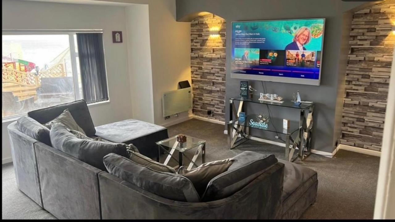 Sea View Apartment Large Balcony Whirlpool Bath 2 Bedrooms Sky Glass Tv 布里德灵顿 外观 照片