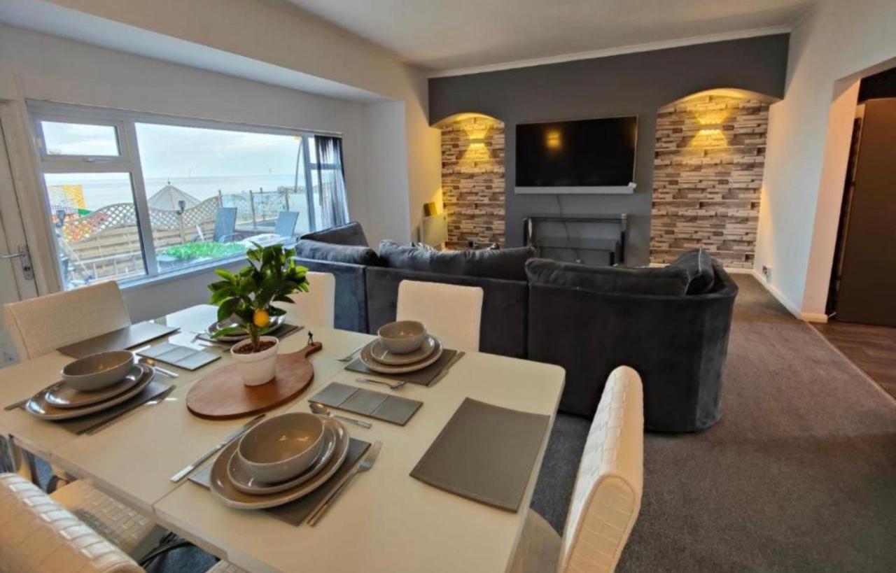 Sea View Apartment Large Balcony Whirlpool Bath 2 Bedrooms Sky Glass Tv 布里德灵顿 外观 照片
